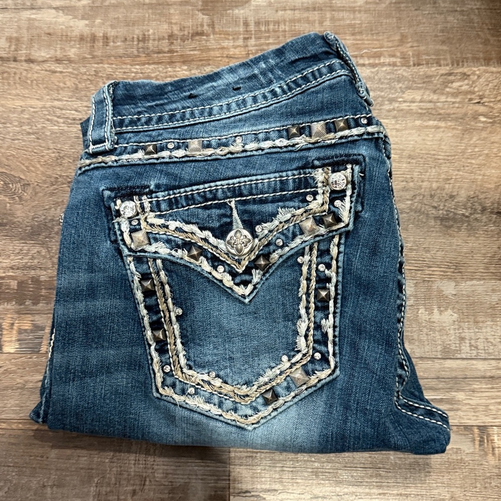 Miss Me Easy Boot jeans size 28